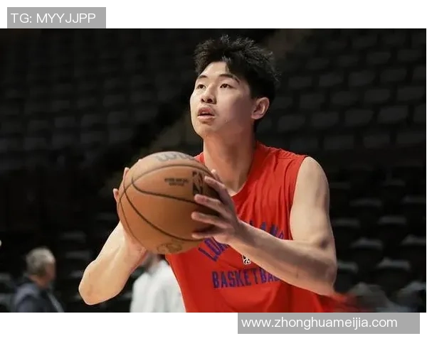 李秀英的篮球之路：从热爱到职业生涯的心路历程分享